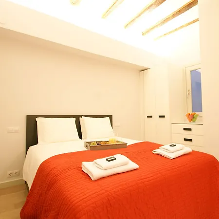 Bcn Town Born Apartment